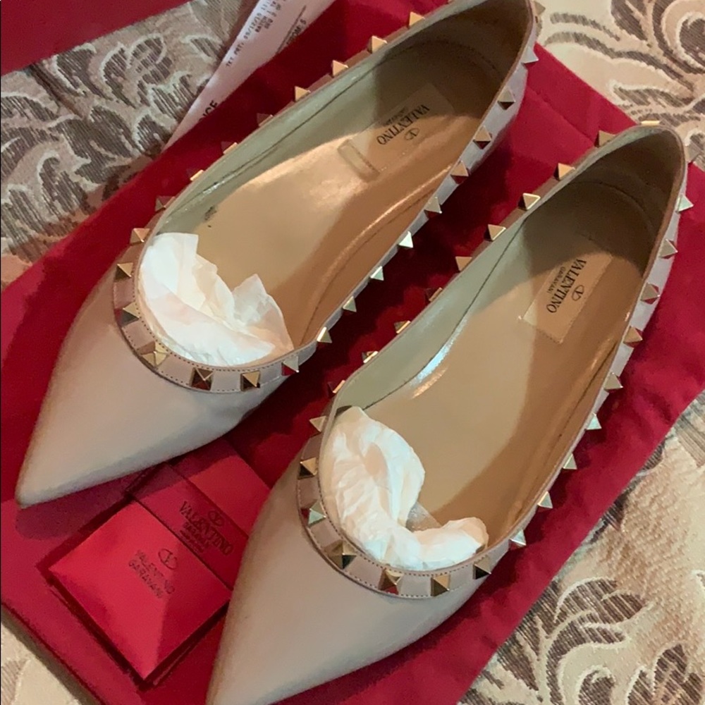 Valentino Garavani Rock stud Ballerina Fla…
